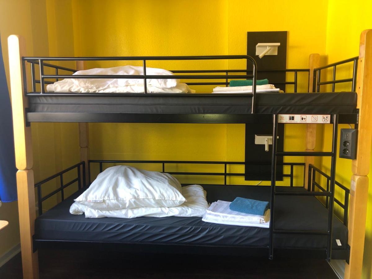 Backpackers Duesseldorf - Self Check-In Hostel Exterior photo