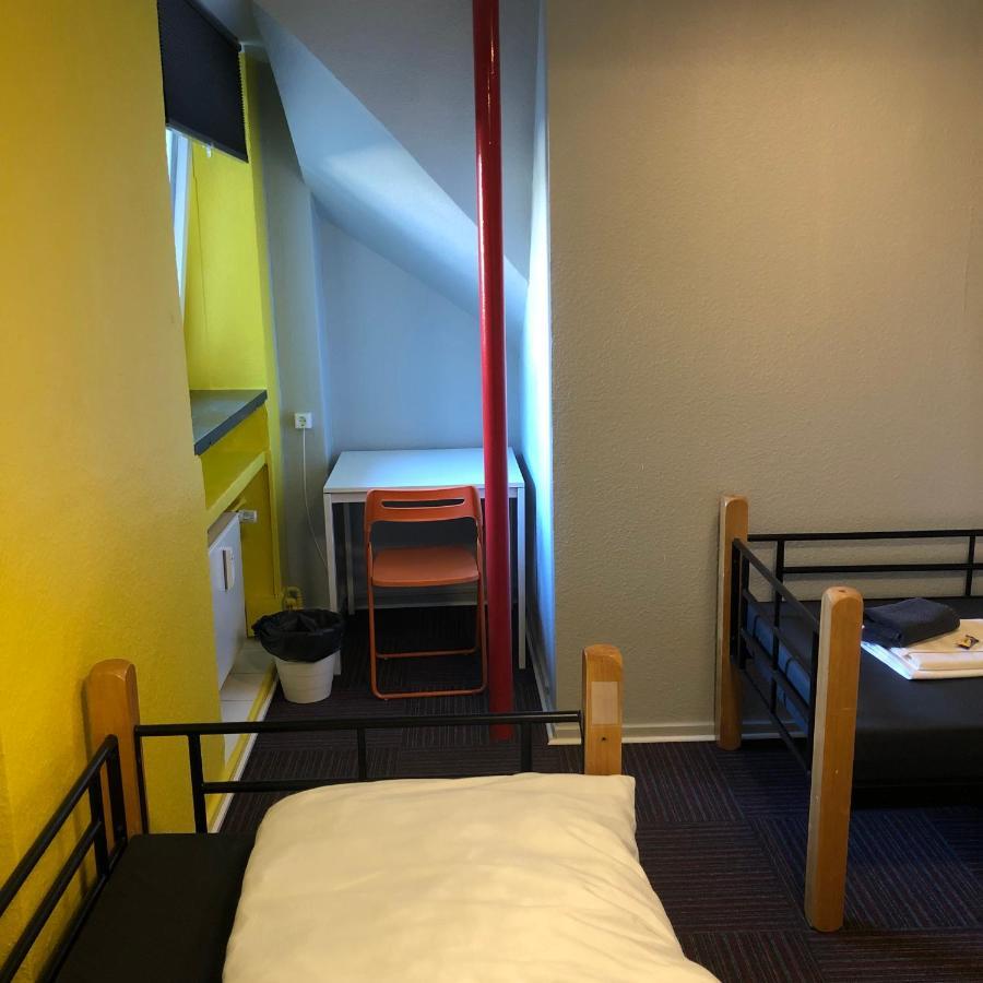 Backpackers Duesseldorf - Self Check-In Hostel Exterior photo
